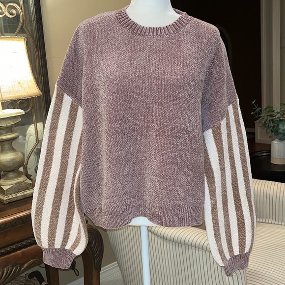 Pol Dusty Pink Sweater in size Small - Picture 8 of 13